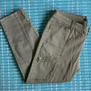 White House Black Market NWT Skinny Crop